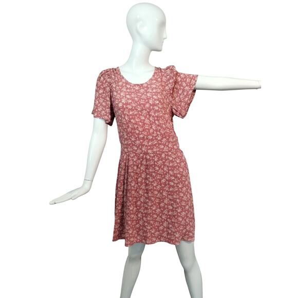 Mi ami Dresses & Skirts - Mi Ami Francesca's size XL Floral Feminine Dainty Romantic Open Back Mini Dress
